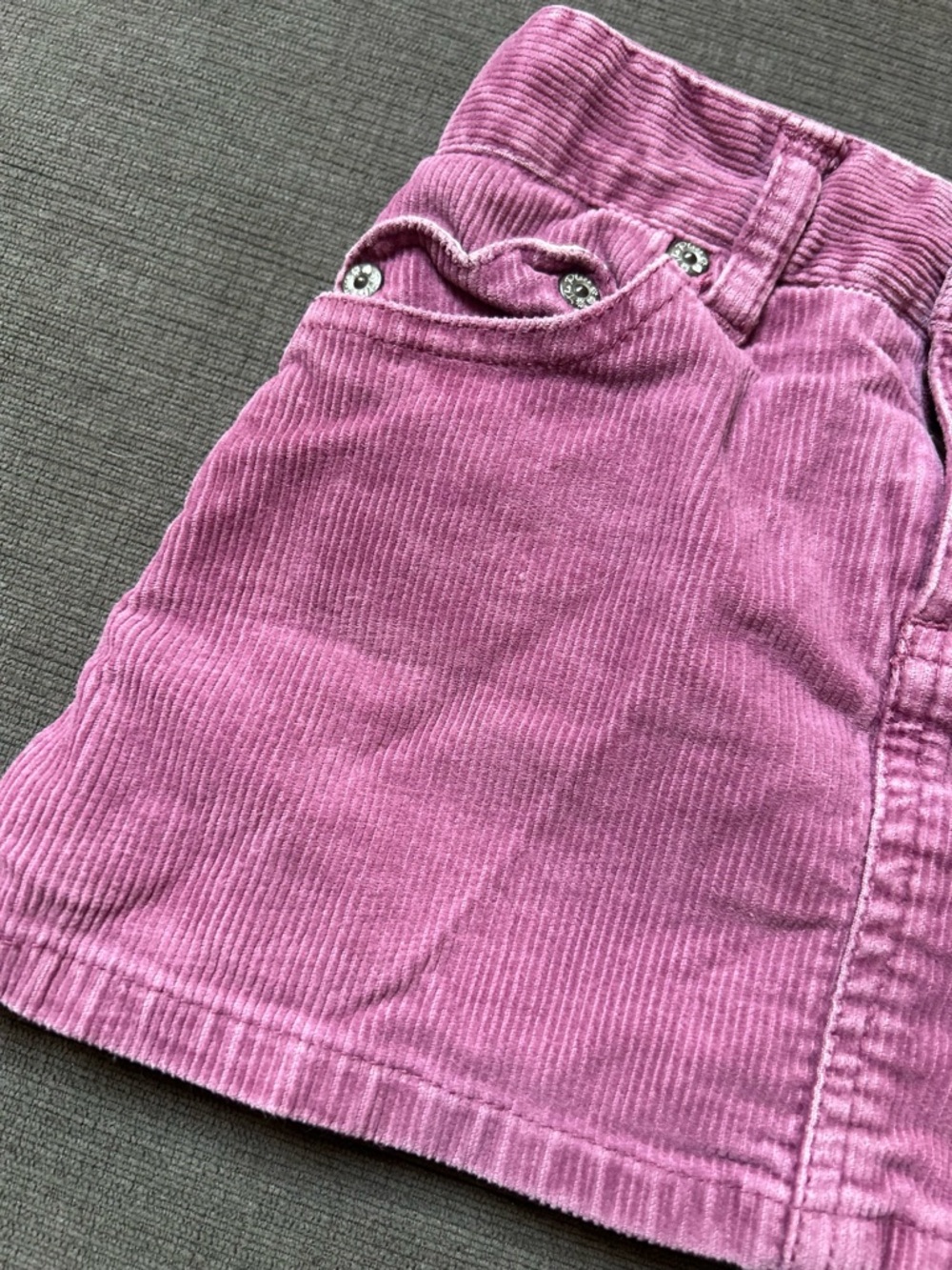 The Children’s Place Purple Heart shaped pocket corduroy skirt 24 months - Picture 3 of 6